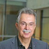 Porträt von AKNW-Präsident Ernst Uhing