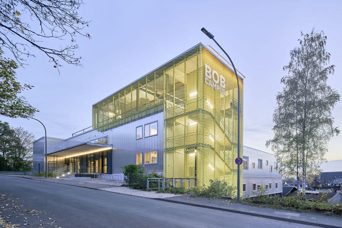 BOB CAMPUS in Wuppertal - Architektur: raumwerk.architekten Hübert und Klußmann PartGmbB, Köln; Landschaftsarchitektur: atelier le balto, Berlin