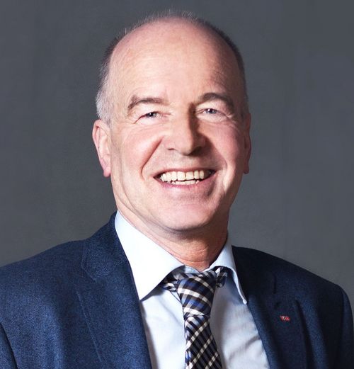 Portaitfoto des AKNW-Vizepräsidenten Klaus Brüggenolte
