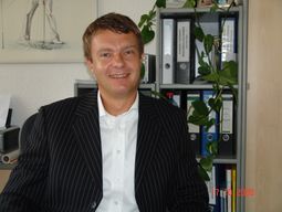 Bausachverständige Dr. Niggemann, Vogel