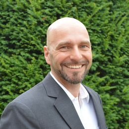 Sebastian Busch