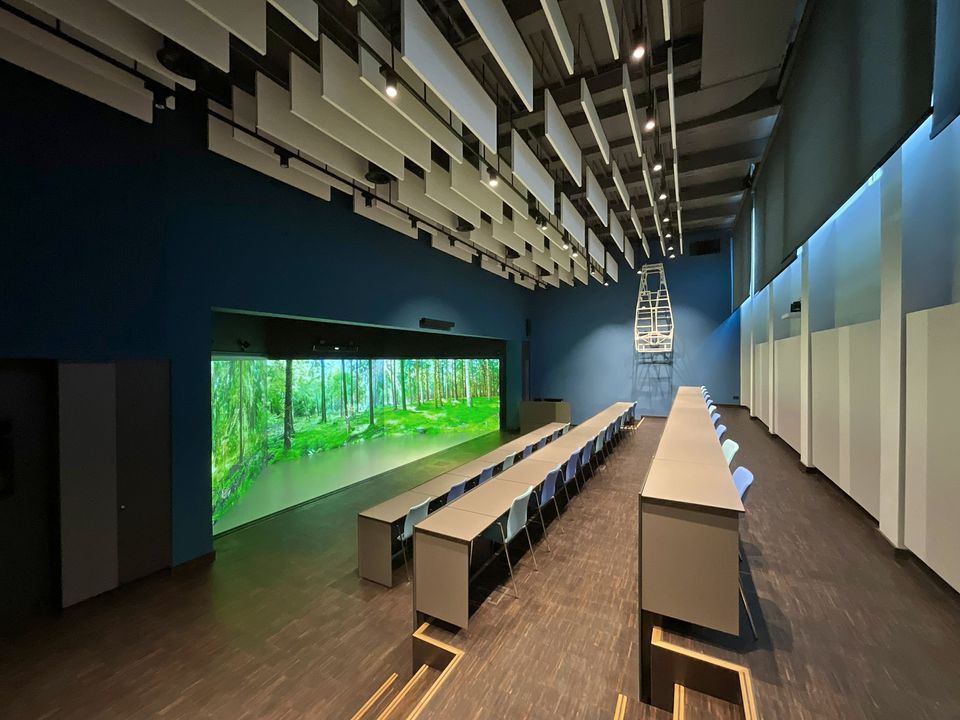 XR Lab – Einbau einer digitalen virtuellen Rauminstallation XR Lab – Einbau einer digitalen virtuellen Rauminstallation