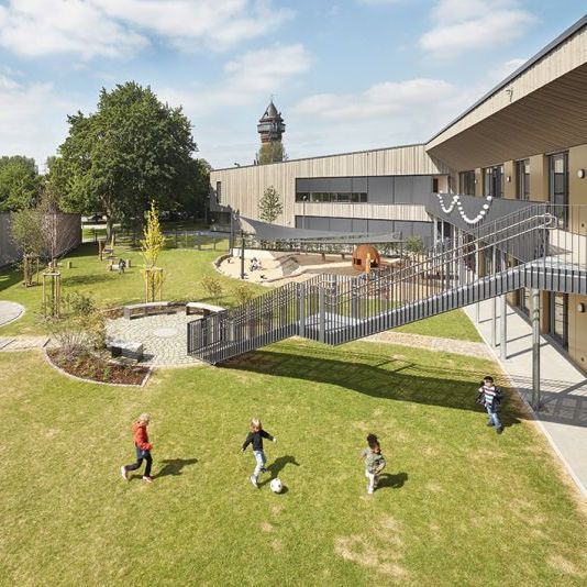 Kindertagesstätte KiKu Burgmäuse, Mülheim an der Ruhr Außenbereich der Kindertagesstätte KiKu Burgmäuse, Mülheim an der Ruhr