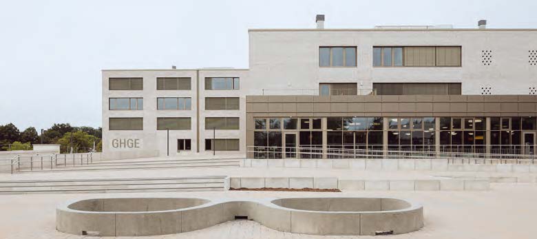 Außenansicht Gustav-Heinemann-Gesamtschule in Essen-Schonnebeck