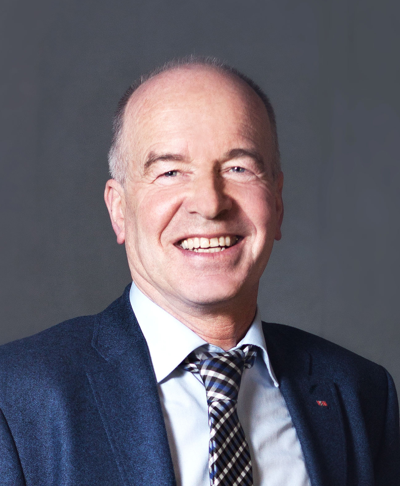 Dipl.-Ing. Architekt VAA Klaus Brüggenolte Dipl.-Ing. Architekt VAA Klaus Brüggenolte